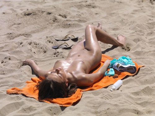 Tias Desnudas en la Playa