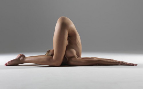 Mujeres Desnudas Haciendo Yoga