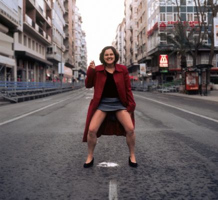 Mujeres Pilladas Meando en la Calle