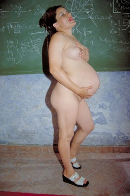 Chica Embarazada Desnuda